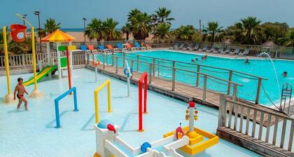 ZEcamping 4* à 200m de la plage piscine animaux acceptés salle fitness