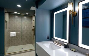 مجففات شعر، مناشف