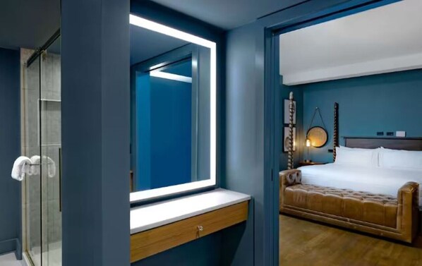 مكواة/لوح كي وواي فاي مجانًا وملاءات أسرّة