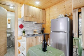 Fridge, stovetop, coffee/tea maker, cookware/dishes/utensils - Minicasa La Barca - Ascea (Ascea)