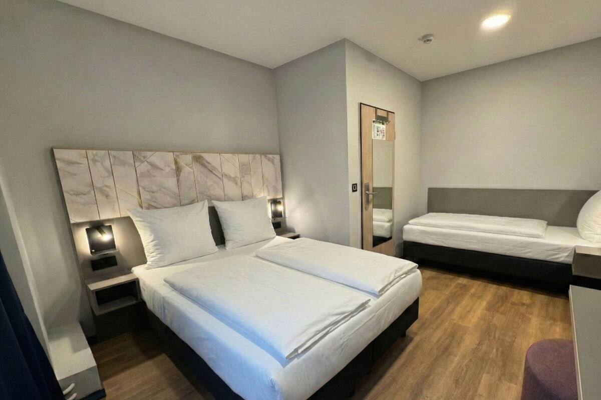 Työpöytä, ilmainen Wi-Fi