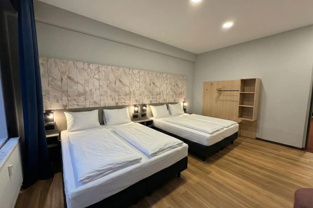 Nivara Hotel