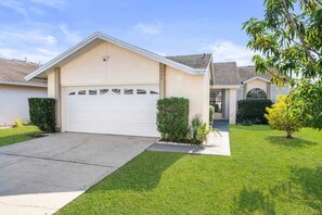 Exterior - BBQ, Pool Days and Disney Nearby! (Kissimmee)