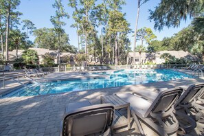 Pool - Heritage Hideaway ~ Sea Pines renovated dog-friendly condo (Hilton Head Island)
