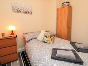 Småhus | 2 soverom, individuelt dekorert og individuelt innredet