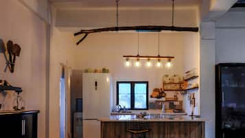 Double or Twin Room, Patio, Mountainside | Living area