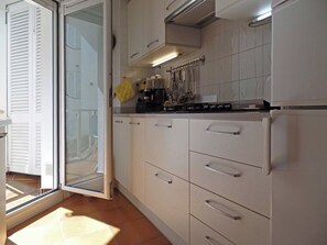 Fridge, microwave, coffee/tea maker, toaster - Les Gavines - Two Bedroom Apartment, Sleeps 4 (L'Escala)