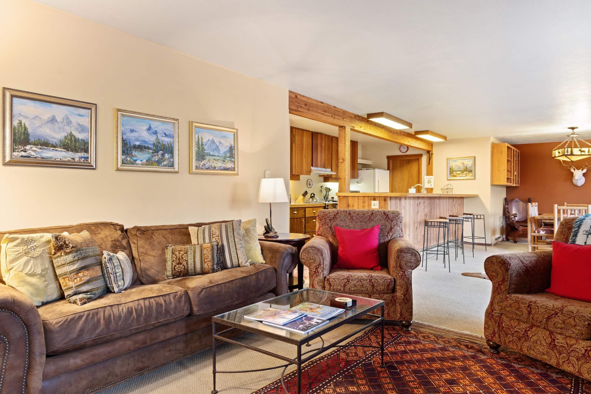 Smart-tv en een open haard