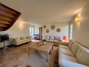 Living area - Les Cocons d'Agathe : Penn ar Gwel, country house near the sea (Clohars-Carnoët)