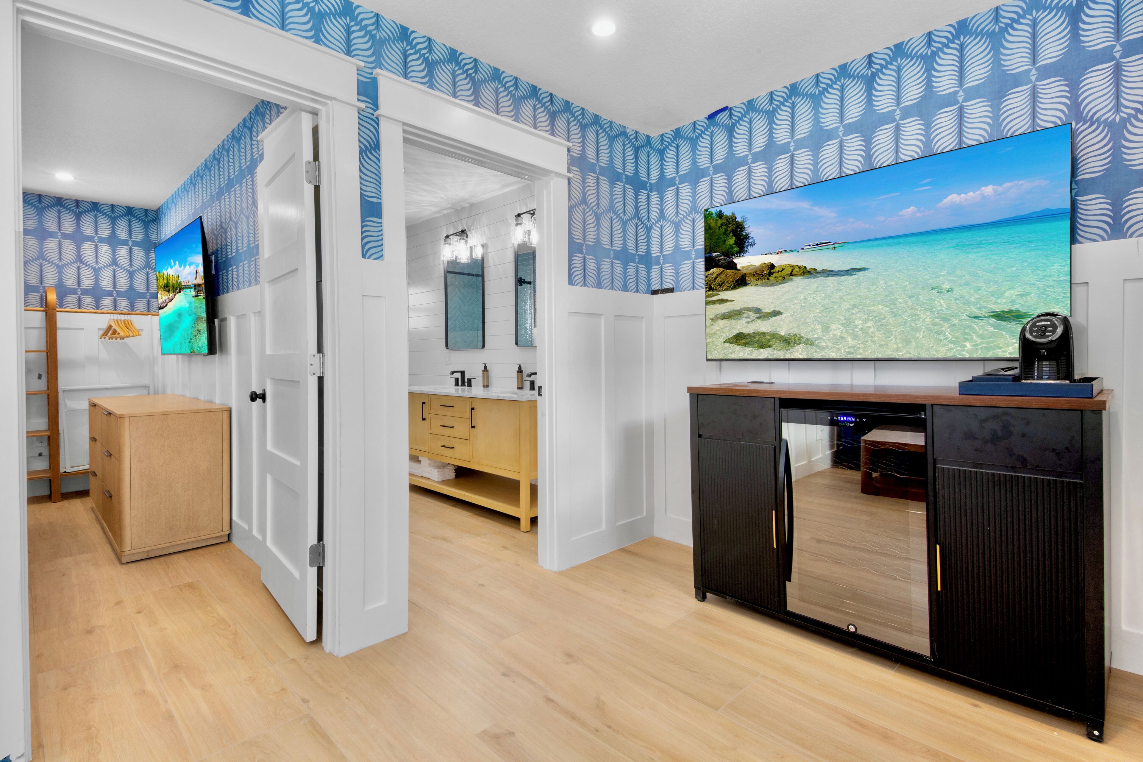 Premium Suite | Iron/ironing board, free WiFi