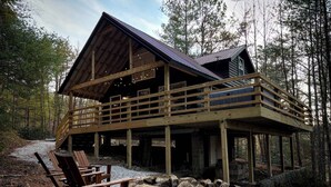 Unclassified image, 3 of 33, button - Hummingbird Hollow • Hot Tub • Private Forest Stay (Irvine)