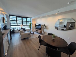 Imagen sin descripción, 3 de 19, botón