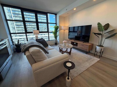 Halifax Waterfront 2 BR and 1 Bath with 6 appliances