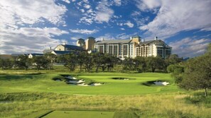 Golf - Modern Comfort Minutes from Downtown Corpus Christi and Beach Attractions (Corpus Christi)