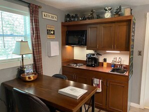 Private kitchen - Oak Crest Haus between New Braunfels & Canyon Lake (New Braunfels)