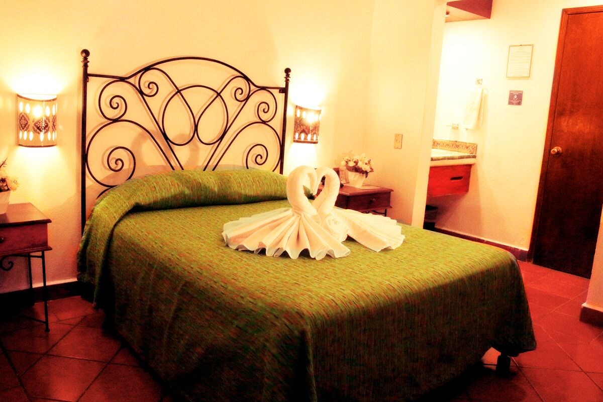 Room, Courtyard View | Iron/ironing board, free WiFi, wheelchair access