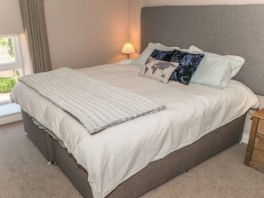 3 bedrooms, individually decorated, individually furnished, free WiFi - The Granary (Durham)