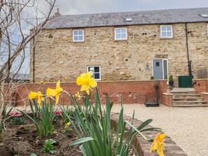 Property grounds - The Granary (Durham)