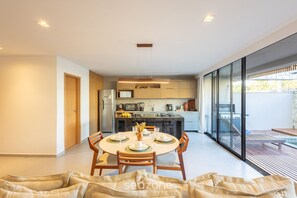 Basic Apartment | Private kitchen - House w/ Pool and Barbecue Grill Sgt0000 (Porto de Pedras)