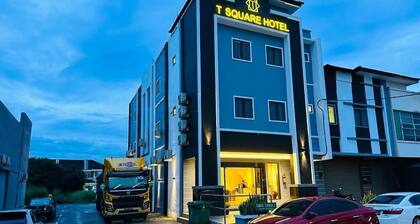 T Square Hotel