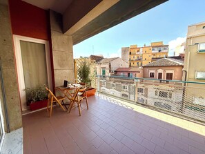 Luxury Room, City View | Terrace/patio - OVIDIO B&B (Catania)