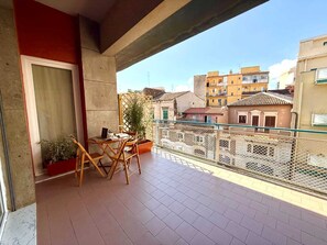 Luxury Room, City View | Terrace/patio - OVIDIO B&B (Catania)