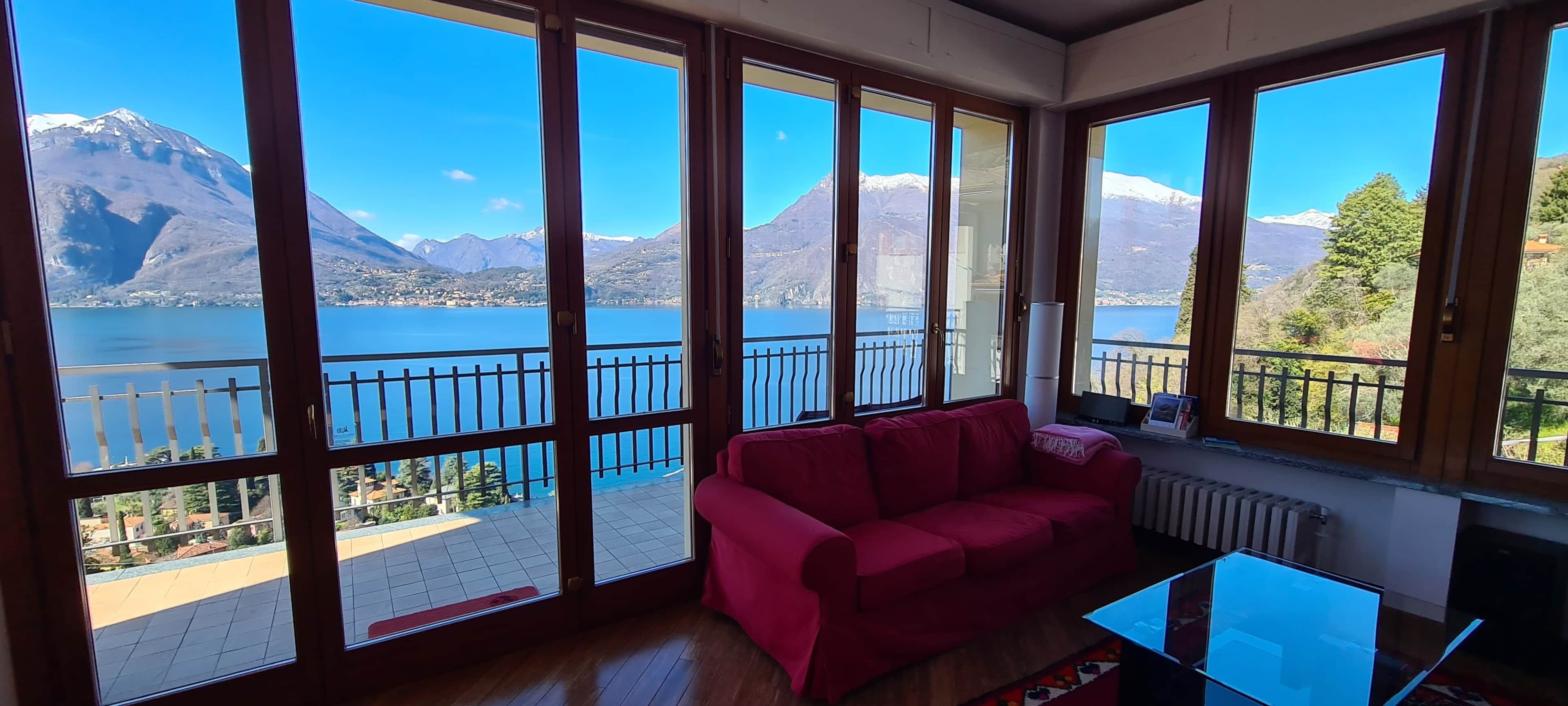 TV, caminetto, tavolo da ping pong