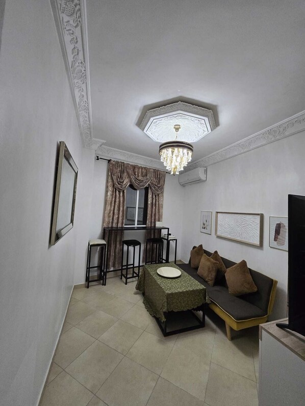 Living area - Tangier Sea View Apartment (Tanger)