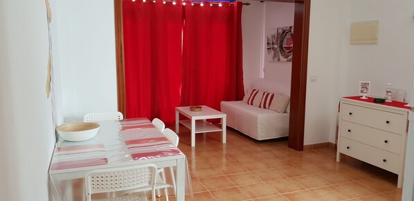 Interior - Vacation Home 'Rojo' with Sea View and Wi-Fi (Caleta de Sebo)