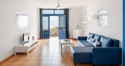 Vacation Home 'Azul' with Sea View, Private Terrace and Wi-Fi
