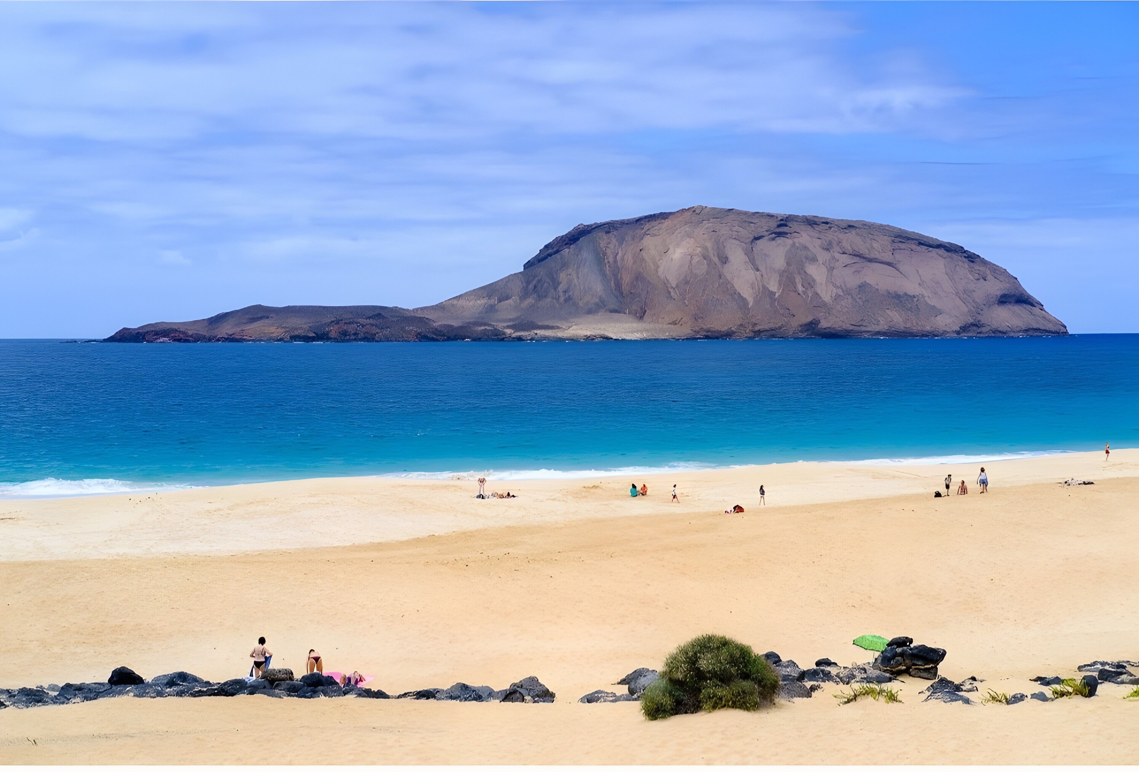 Una spiaggia nelle vicinanze