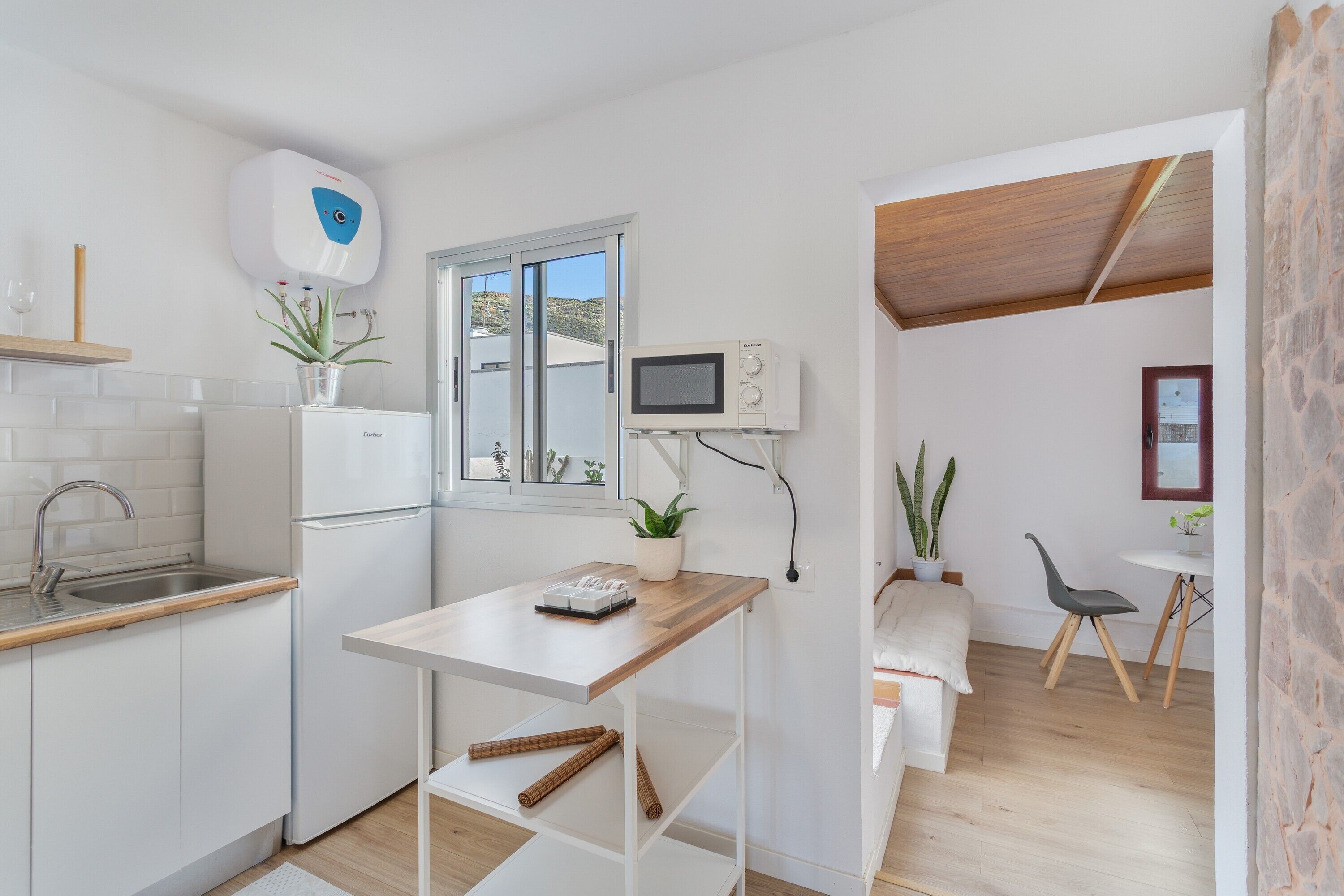 冰箱、微波炉、炉灶、茶具/咖啡用具