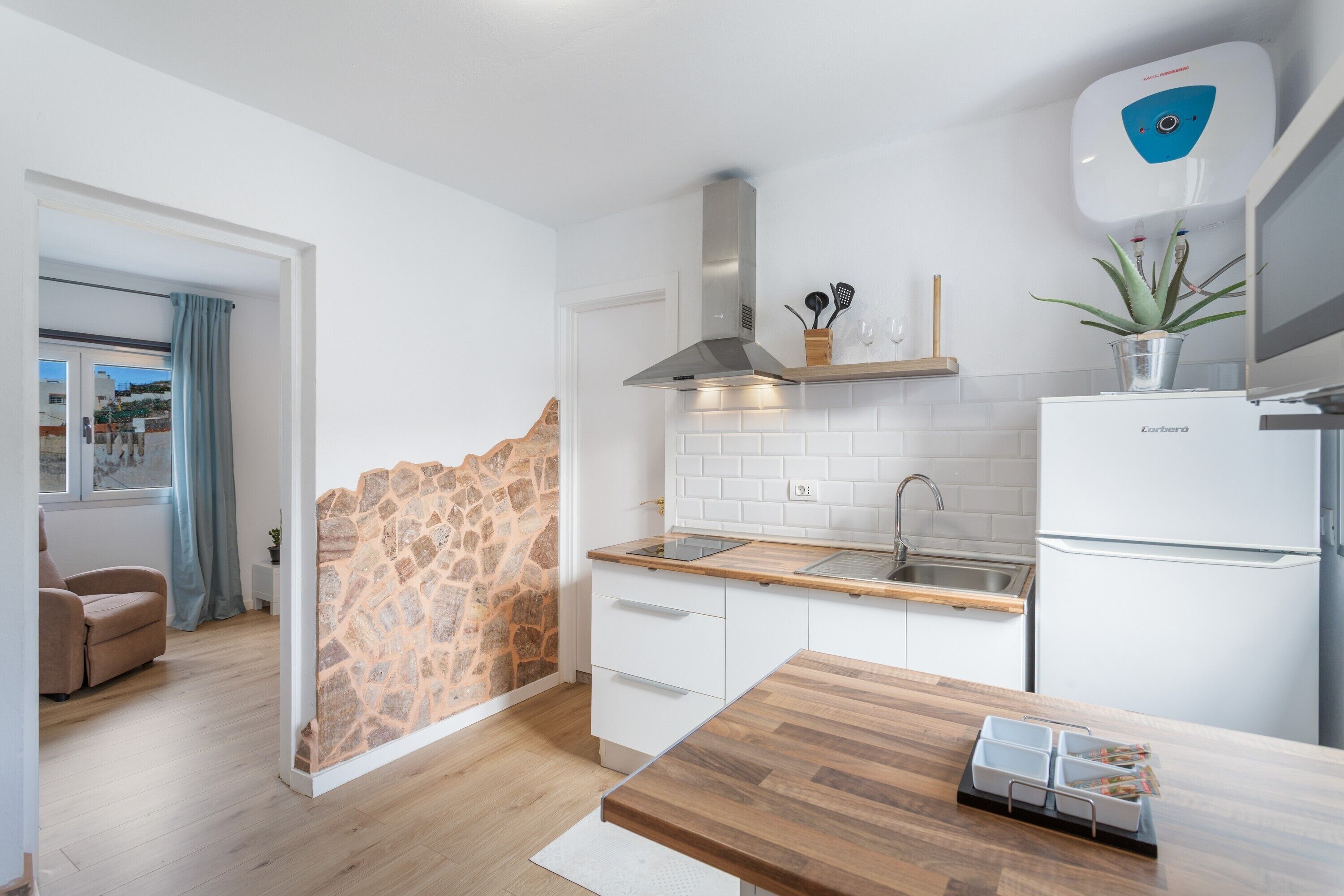 冰箱、微波炉、炉灶、茶具/咖啡用具