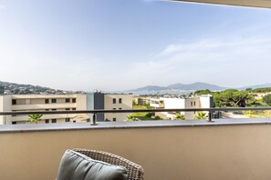 Property grounds - Domaine Frasso - Proche Plage de Porticcio (Grosseto-Prugna)