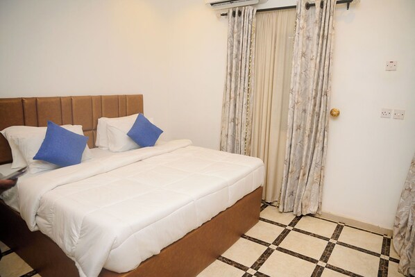 Superior Apartment, Non Smoking, Balcony | Free WiFi - CREMYARK HOME APARTMENTS (Benin City)