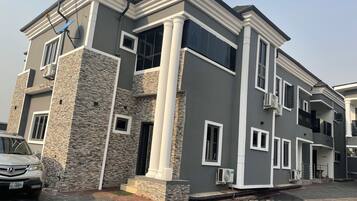 Voorkant van accommodatie