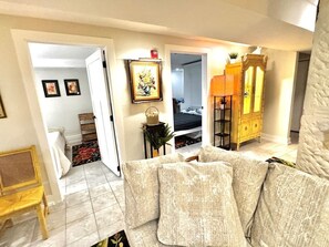 Internet - Tropic Retreat in the heart of The City (Mansfield)