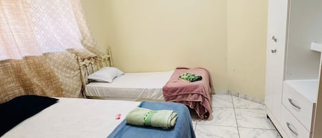 上網、床單