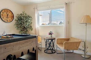 Games room - Family-Friendly 3BR Home • Game Room, Soaking Tub • Walk to UNM/Nob Hill (Albuquerque)