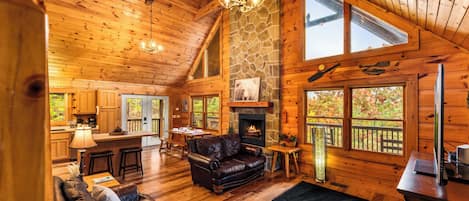 Televisión, chimenea, oficina