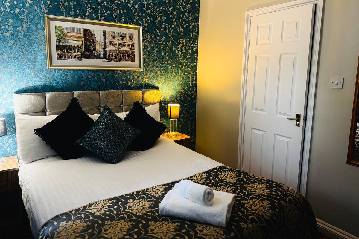 Superior Double Room, Courtyard View | Free WiFi