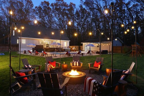 Pine & Paddle Getaway • Game Room • Hot Tub • Pool