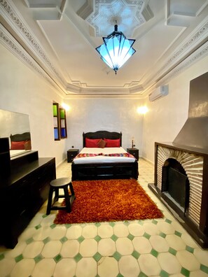 Vila família, varanda, vista para o jardim | Wi-Fi de cortesia, acesso para cadeiras de rodas