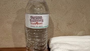 Standard Single Room | Food and drink