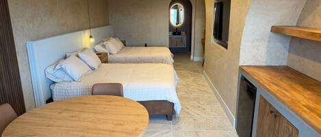 Standard Double Room | Free WiFi