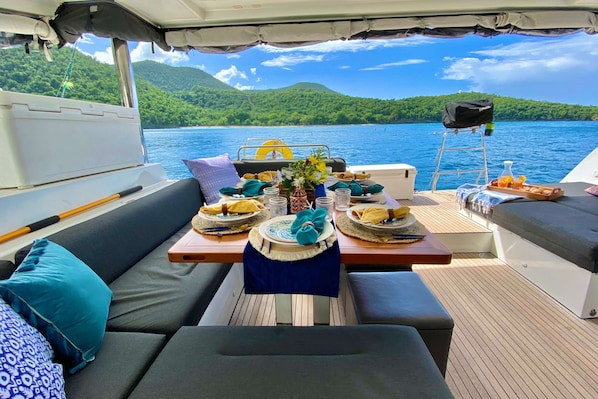 Outdoor dining - Belize All Inclusive Luxury Sailing Vacation on “Ventana Al Mar” (Belize City)