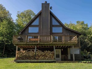 Exterior - 3BR Chalet: Deck, Fire Pit, Gazebo, Forest Views (Roscoe)