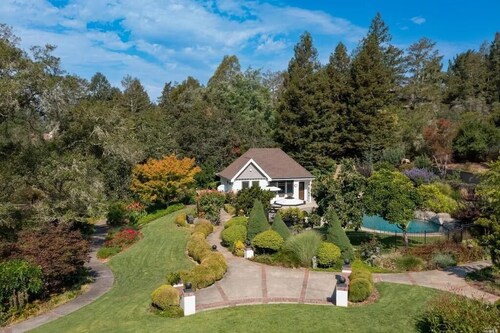 Cozy Wine Country Guesthouse with Private Pool & Yard