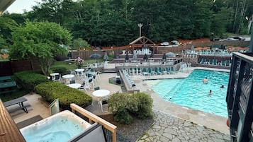Indoor pool, outdoor pool