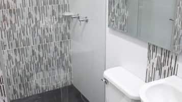 Double Room | Bathroom